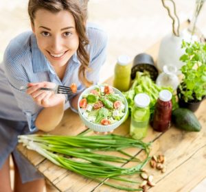 Durante a pandemia o consumo de alimentos saudáveis passou de 40,2% para 44,6%.