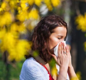 Entre os problemas respiratórios mais comuns da primeira temos: bronquite, asma, faringite, rinite e laringite